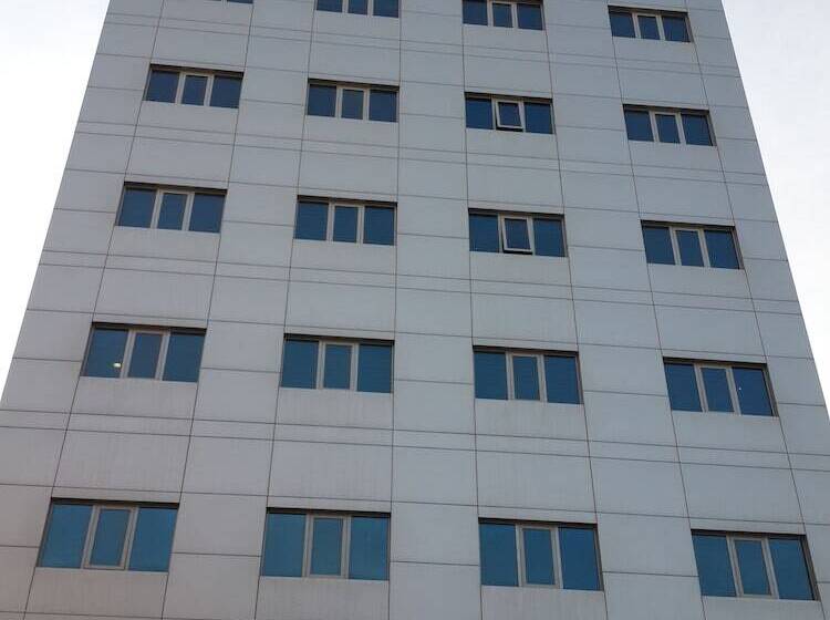 Golden Rose Luxury Suites