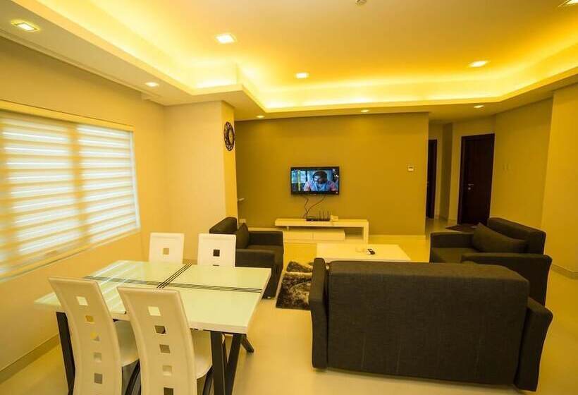 Golden Rose Luxury Suites