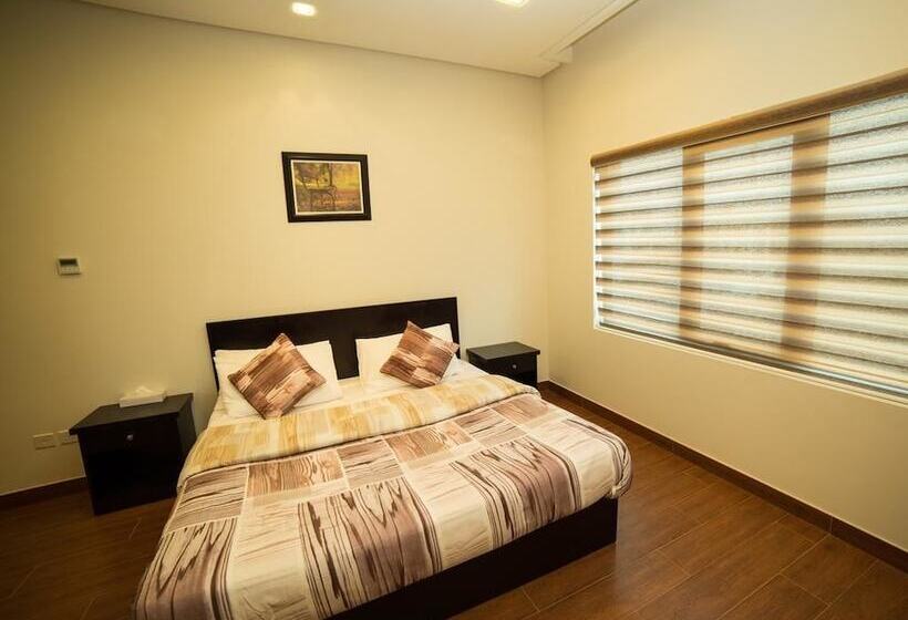 Golden Rose Luxury Suites