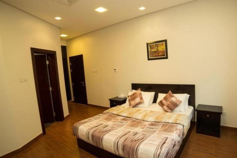 Golden Rose Luxury Suites