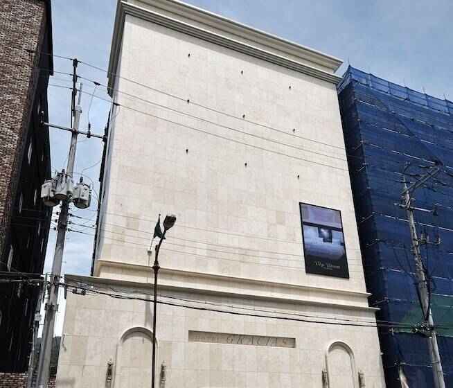 Gracias Hotel Gimhae