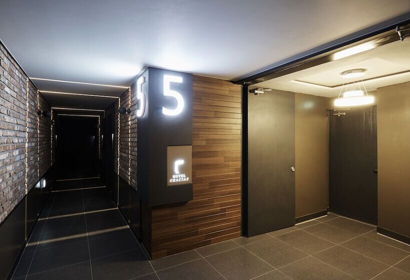 Gracias Hotel Gimhae