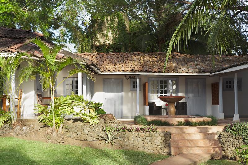 פונדק Villa Marina Lodge & Condos