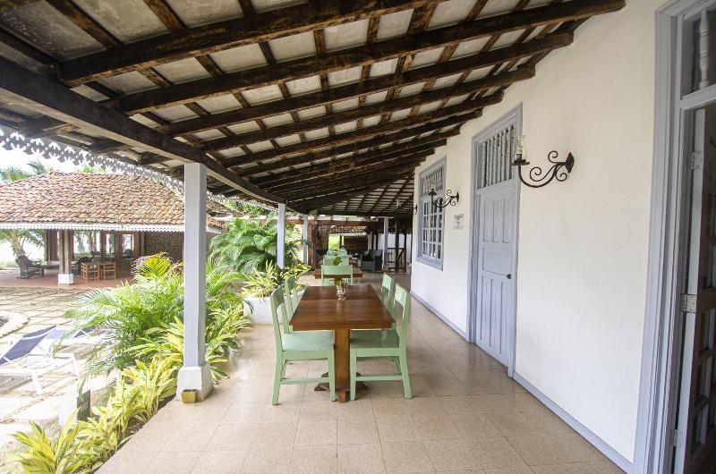 פונדק Villa Marina Lodge & Condos