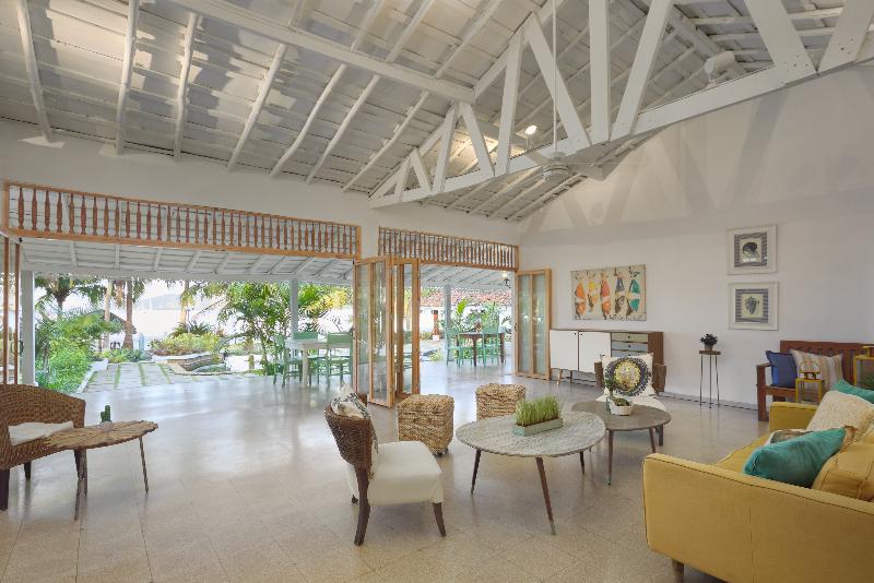 פונדק Villa Marina Lodge & Condos