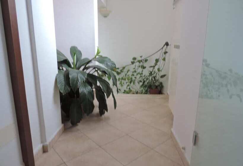 فندق Albergo Ristorante Pizzeria La Bocca Di Bacco