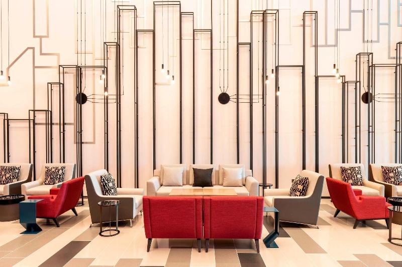 Отель Aloft Dubai Creek