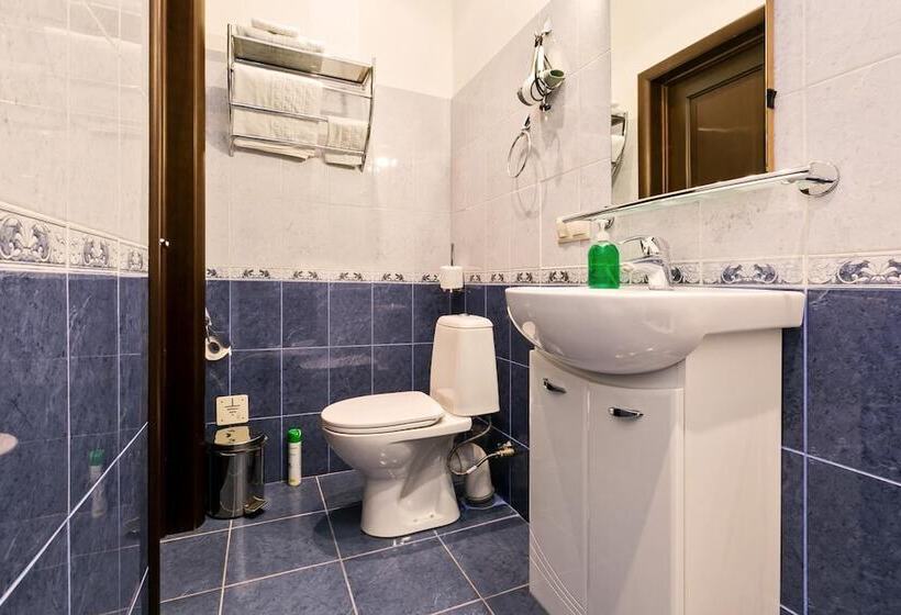 בית מלון כפרי Antis House Uninn