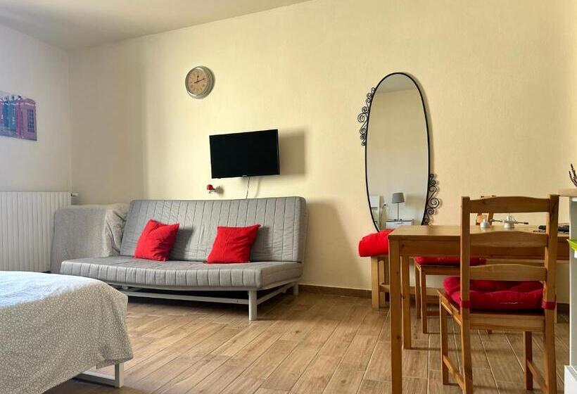 هتل Apartment Nel Centro Della Citta