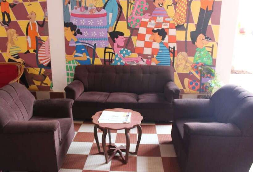 호텔 Ashish Resort