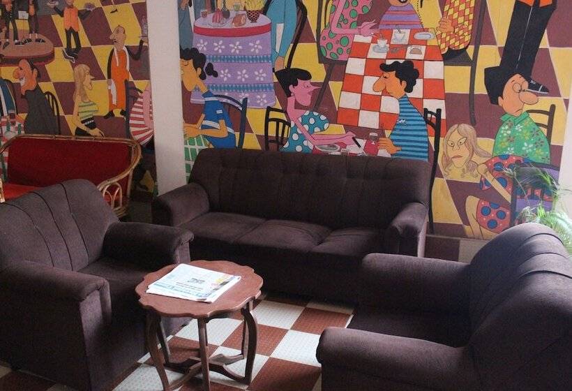 호텔 Ashish Resort