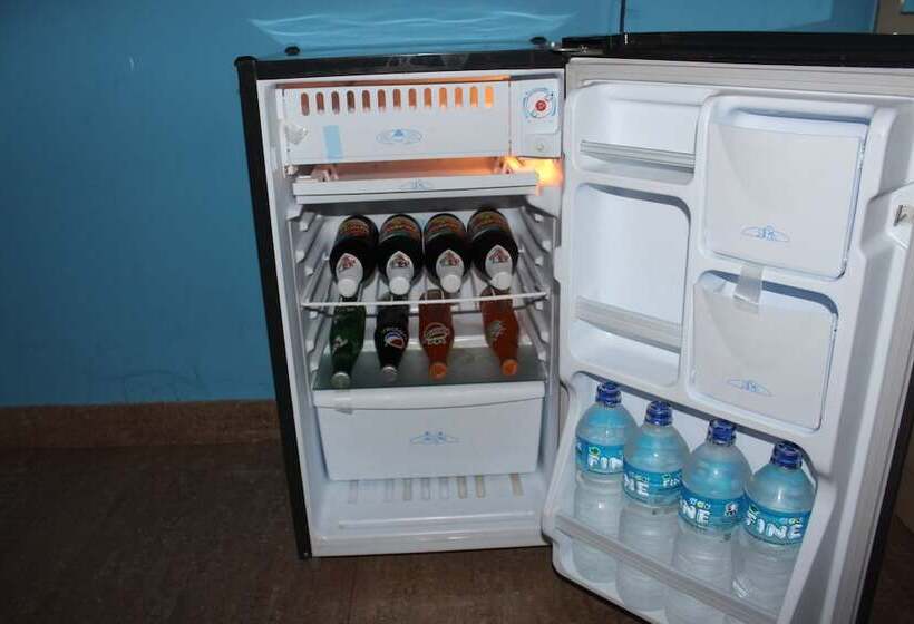 호텔 Ashish Resort