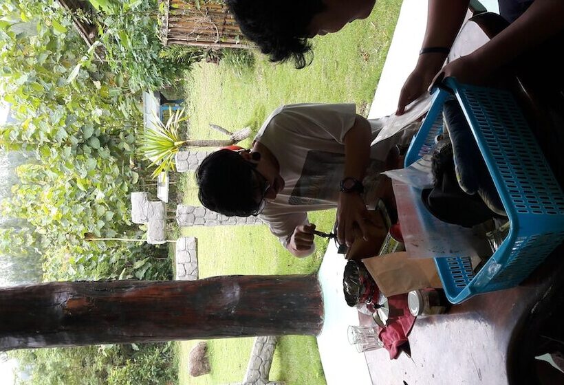 Отель Baansongkhata