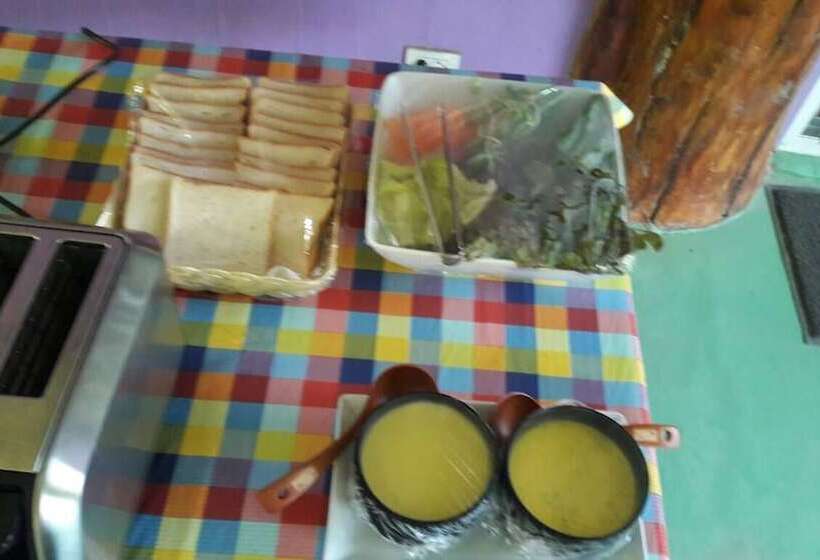 Отель Baansongkhata