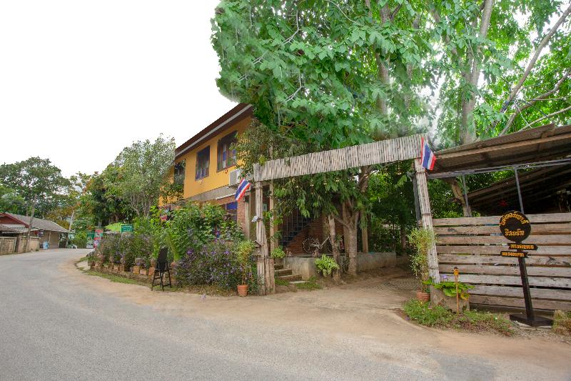 فندق Bikers House Chiangmai