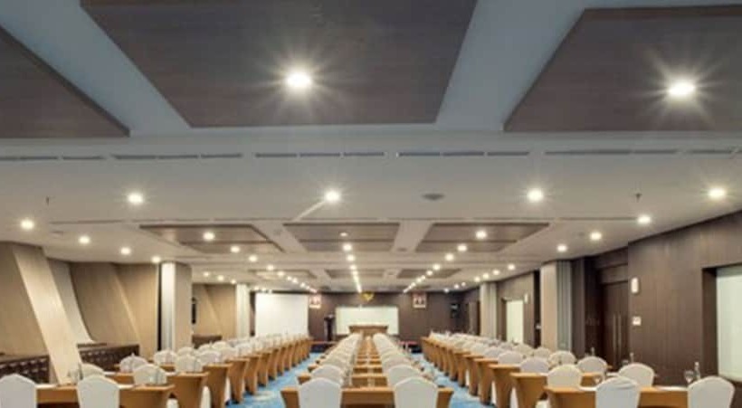 호텔 Bw Luxury Jambi