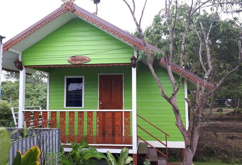 Отель Chokesombat Resort