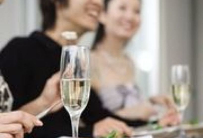 Отель Grand Epoch City Zheng'angong