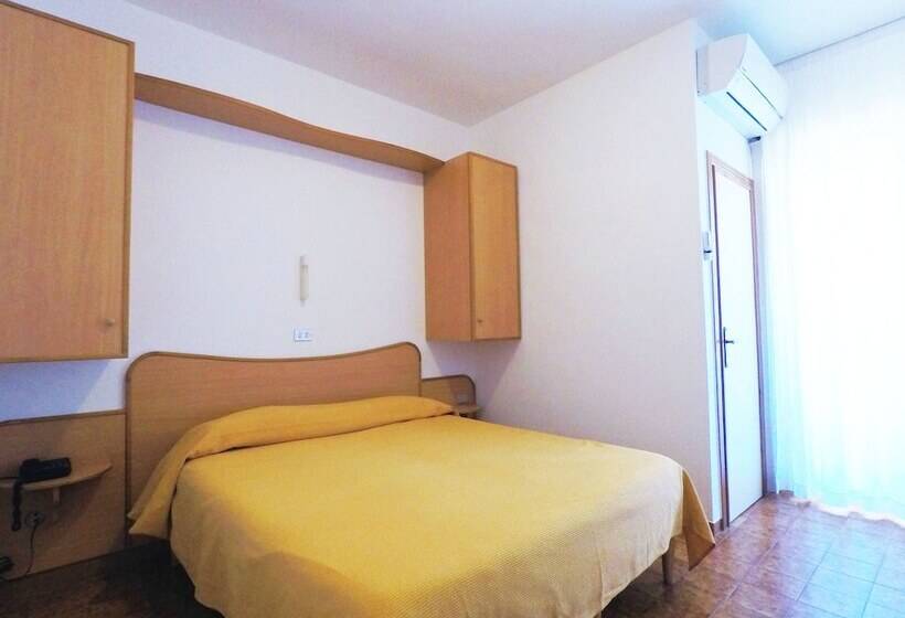 Отель La Vetta Europa