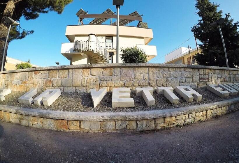 Отель La Vetta Europa