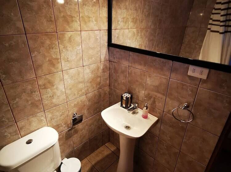 فندق Lodge Y Cabañas Rio Yaye