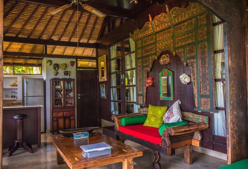 Hotel Lodtunduh Sari