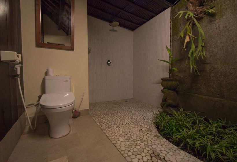 Hotel Lodtunduh Sari