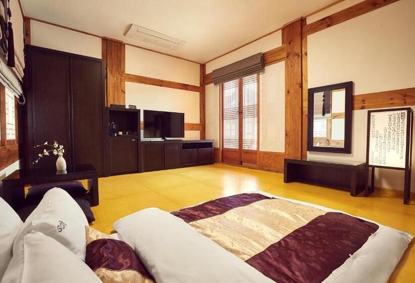 호텔 Hanok Stay Namwonyechon By Kensington