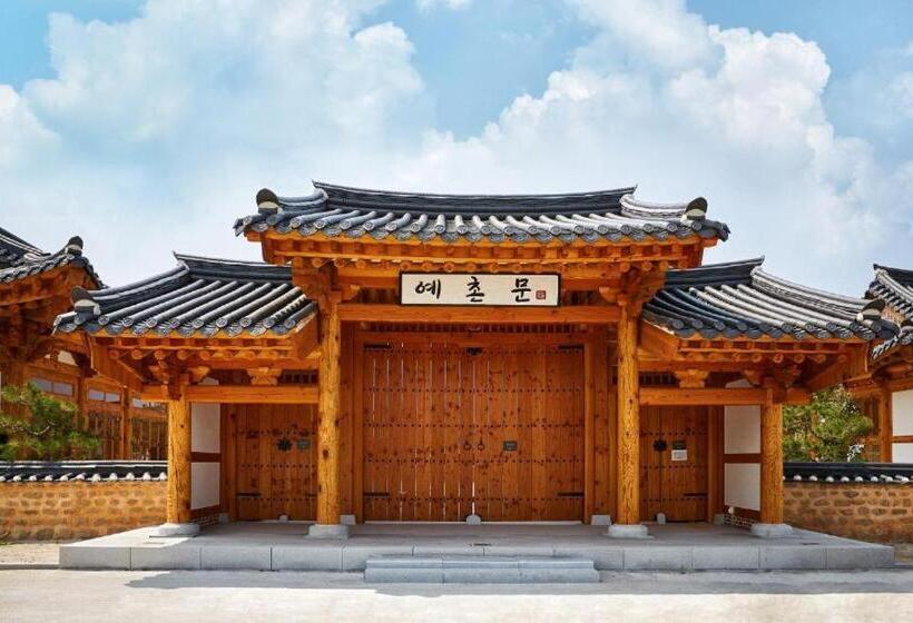 호텔 Hanok Stay Namwonyechon By Kensington