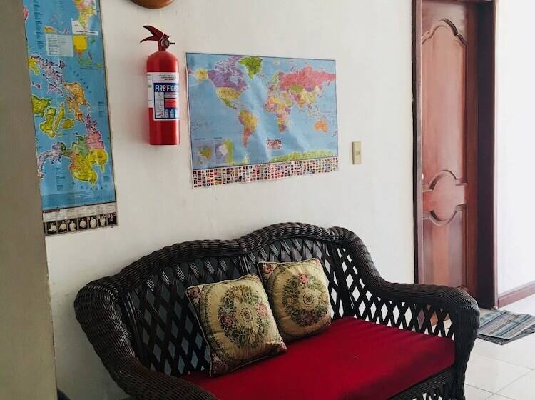 هتل New Eve's Kiosk Dive Resort