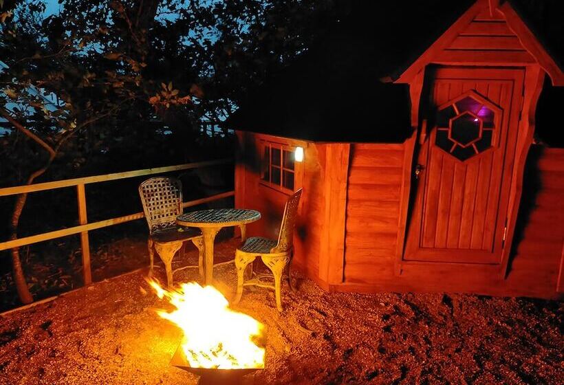 ホテル Oak Lodge Retreat