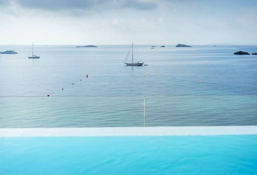 호텔 One Ibiza Suites