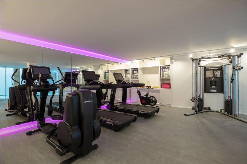 호텔 One Ibiza Suites