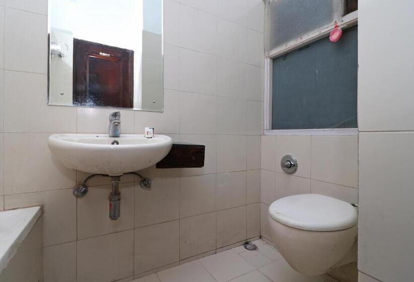 ホテル Oyo 13161 King S Palace