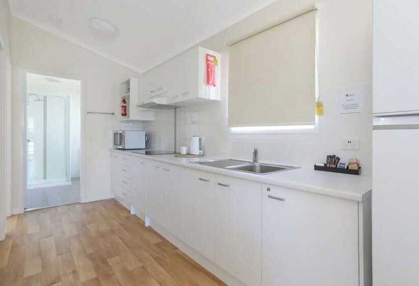 בית מלון כפרי Reflections Mylestom   Holiday Park