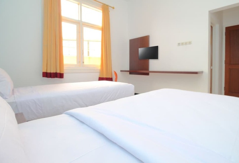 酒店 Sky Residence Simpang Lima 1 Semarang