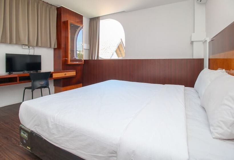 酒店 Sky Residence Simpang Lima 1 Semarang