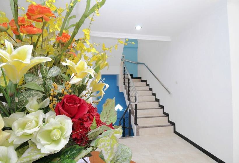 酒店 Sky Residence Simpang Lima 1 Semarang