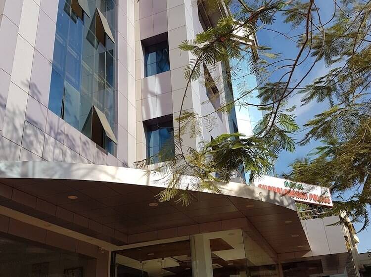 ホテル Subhalakshmi Palace