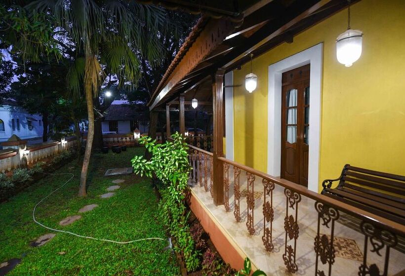 هتل Surya Kiran Heritage