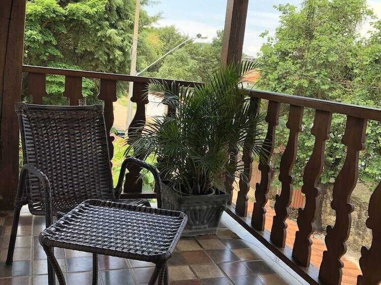 Отель Tiradentes Pousada Ramalhete