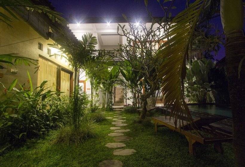 בית מלון כפרי Umah Diuma