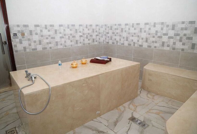 Ivory Inn Hotel Doha