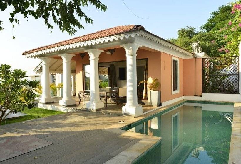 Lotus Villa By Iksha