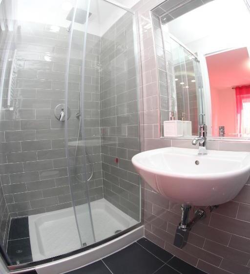 Mondo Suites Apartments