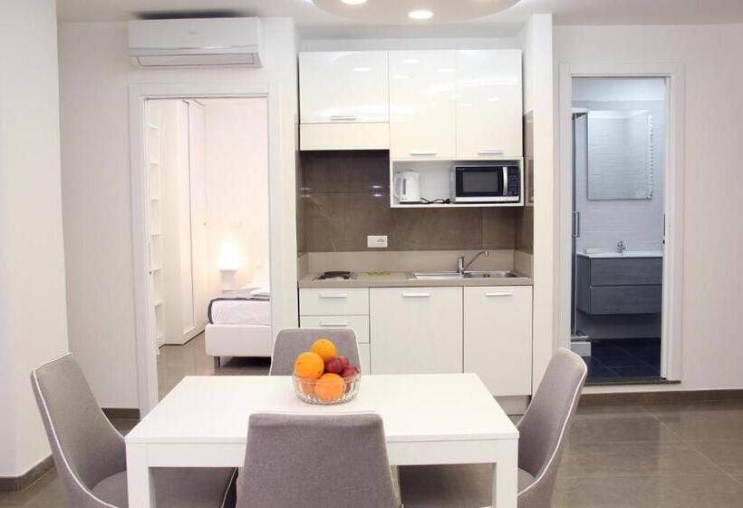 Mondo Suites Apartments