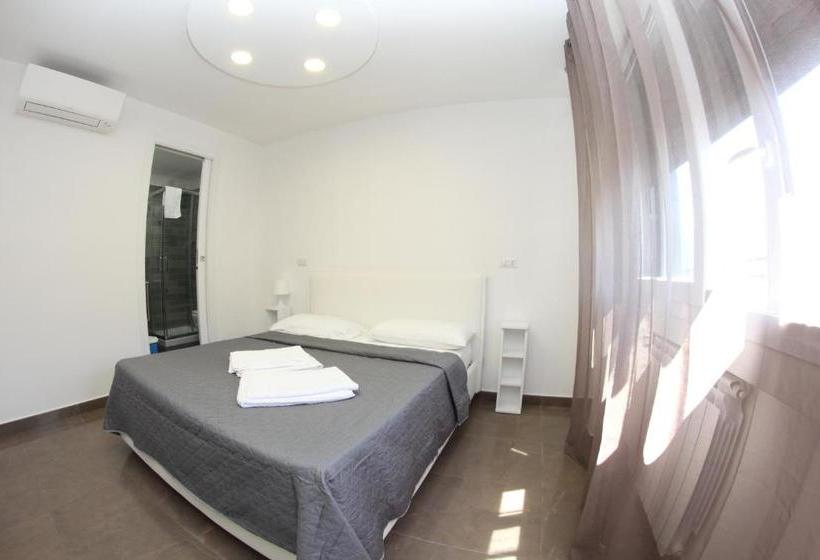 Mondo Suites Apartments