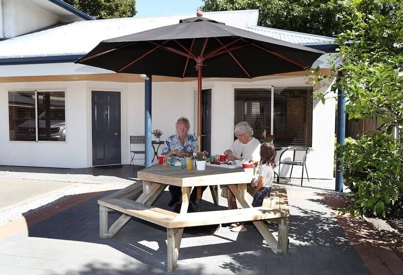 מוטל Havelock North Motor Lodge