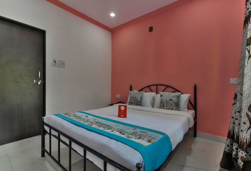 Oyo 11525 Hotel Queen Of Queens Standard