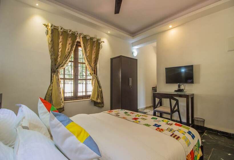 Oyo 12134 Home Luxury Studios Calangute